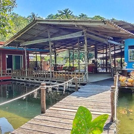 Ta Yai Homestay Ko Kut Exterior photo
