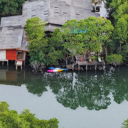 Ta Yai Homestay Ko Kut Exterior photo