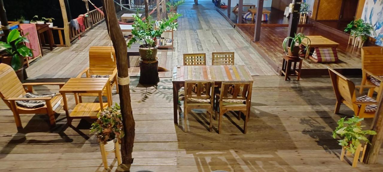 Ta Yai Homestay Ko Kut Exterior photo